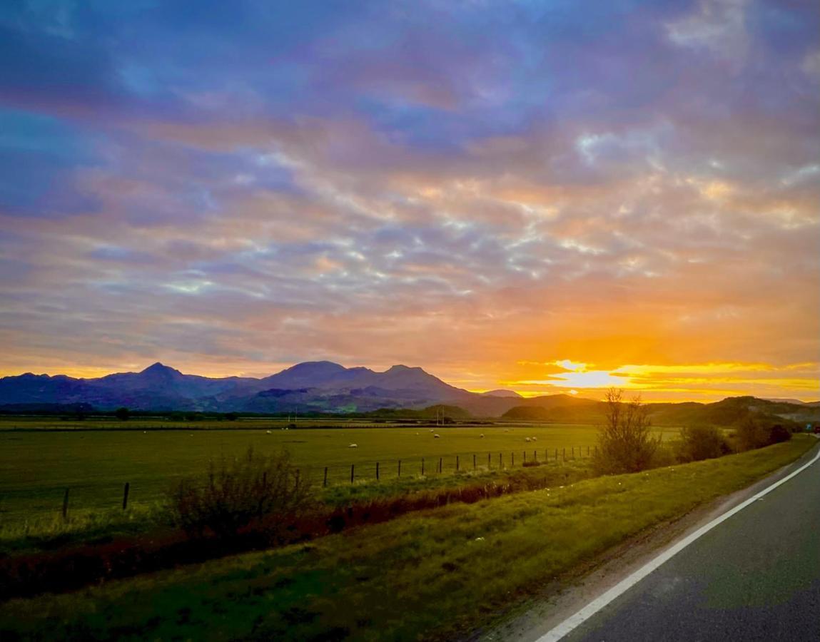 Snowdonia Holidays Caravan Hire - Aberdunant Park - 34 The Green Prenteg ภายนอก รูปภาพ